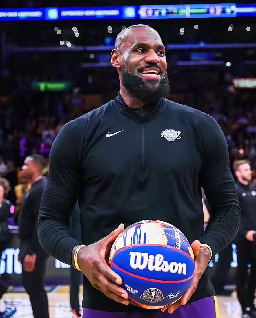 湖人队连胜收官,詹姆斯一人独揽助攻的简单介绍 湖人队连胜收官,詹姆斯一人独揽助攻的简单介绍