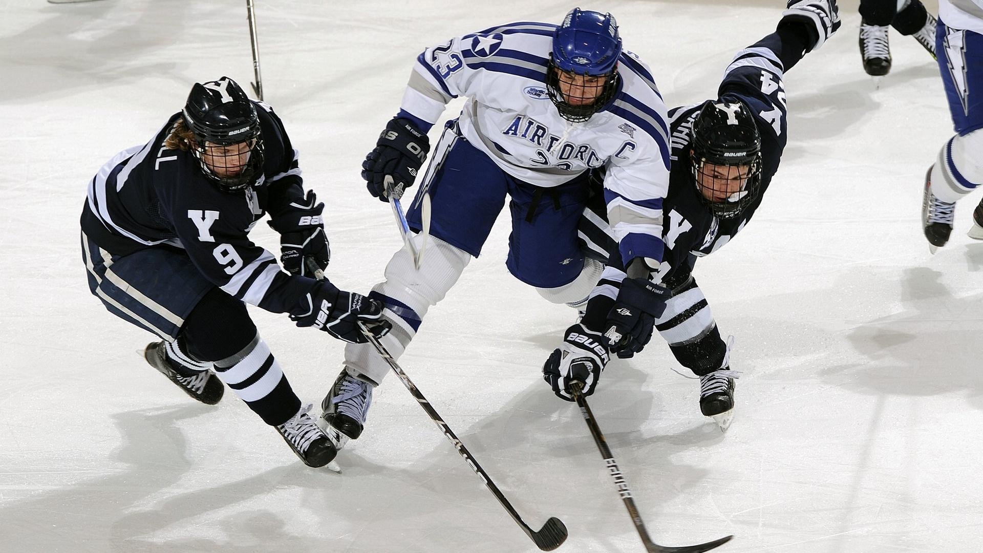 范弗利特持续制造杀伤,北京队关键战突围勇士