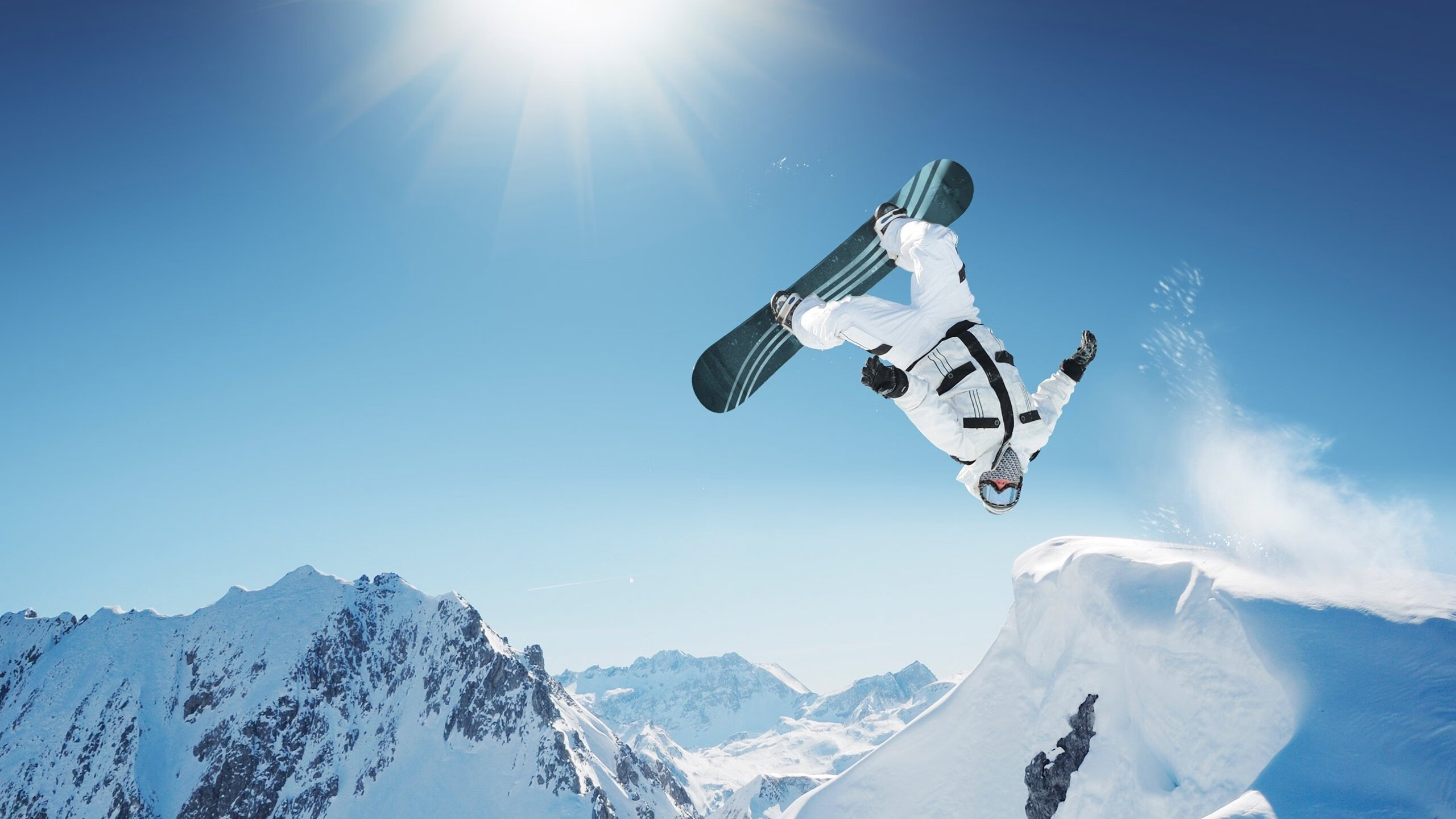 字母哥狂暴撕裂防线，勇士式节奏掌控令76人窒息